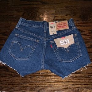 Levi’s size 23 501 shorts. High rise.